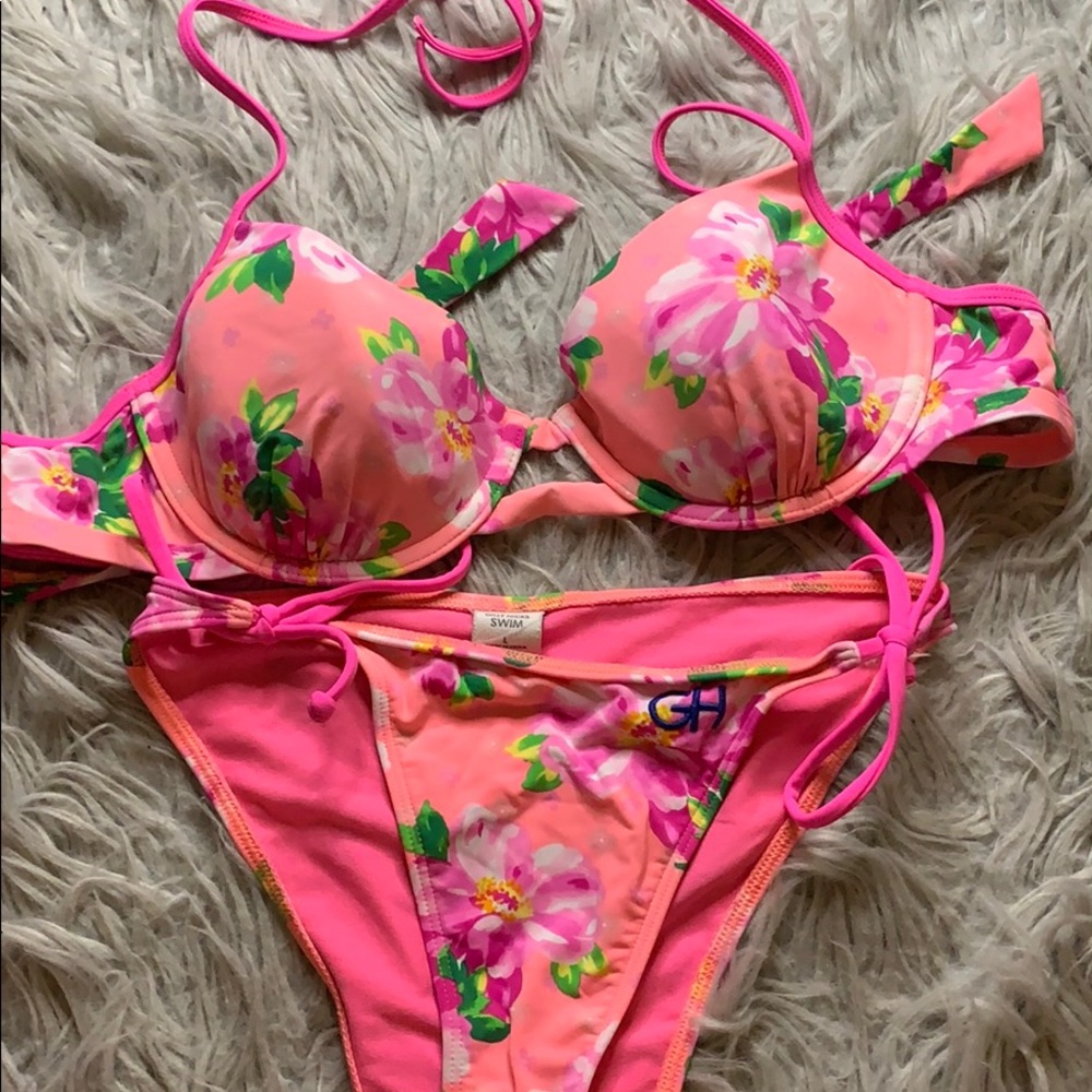 Gilly Hicks floral Bikini Set🌺